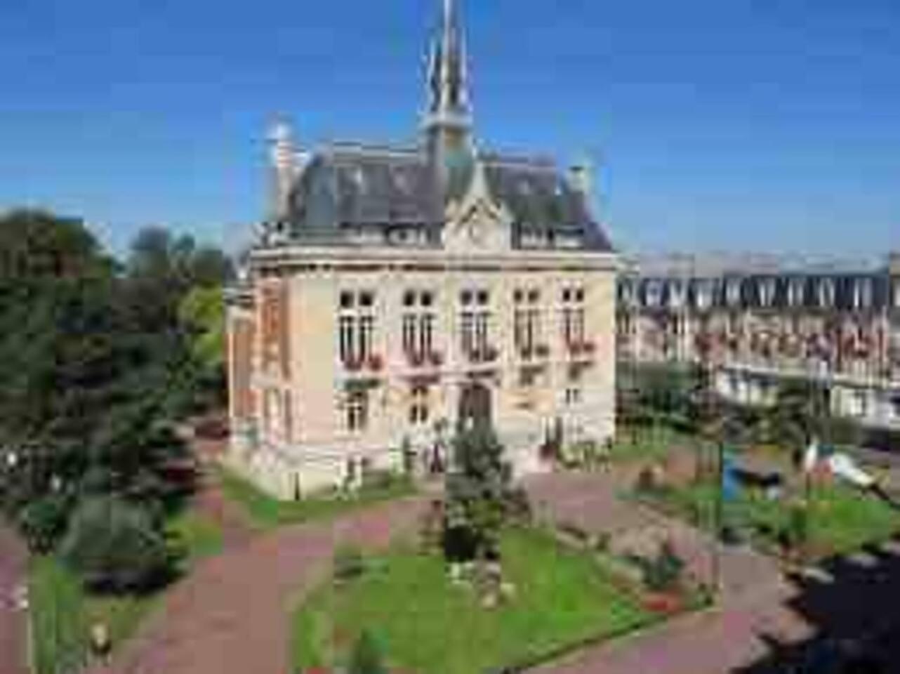 Appartement 2 Pieces Au Raincy Proche De Paris Le Raincy المظهر الخارجي الصورة